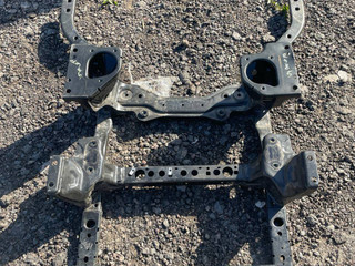 балка подвески передняя (подрамник) Ford Mustang 7 поколение S650 2024, 2.3 л., бензин, АКПП, черный, купе, задний привод