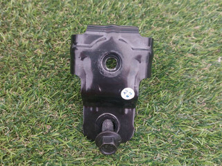 кронштейн (крепление) Ford Mustang 7 поколение S650 2024, 2.3 л., бензин, АКПП, черный, купе, задний привод, PR3B-C612D45-NB