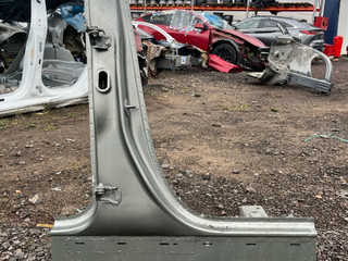 Стойка кузовная центральная правая Ford Explorer 6 поколение U625 2020, 2.3 л., бензин, АКПП, внедорожник 5 дв., полный привод