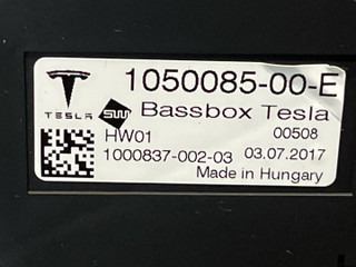 сабвуфер Tesla Model X 1 поколение 2017, электро, белый, 1050085-00-E