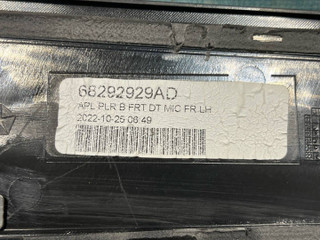 молдинг двери передней левой RAM 1500 5 поколение 2022, АКПП, фургон, 68292929AD