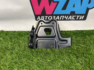 кронштейн (крепление) BMW 3 серия G20 2021, 6806375