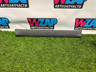 пластик Honda CR-V 5 поколение [рестайлинг] 2022, 1.5 л., бензин, АКПП, красный, 84201-TLA-A000
