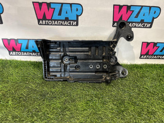 полка аккумулятора Volkswagen Jetta 7 поколение 2019, 1.4 л., бензин, МКПП, черный, седан, передний привод, 5Q0915331K