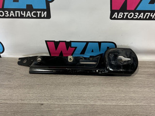 кронштейн (крепление) Ford Explorer 6 поколение U625 2020, 2.3 л., бензин, белый, задний привод, LB5C-C5771
