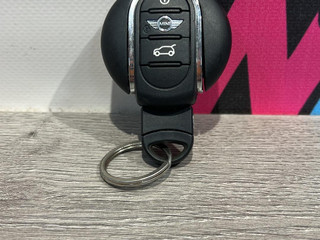 ключ Mini Cooper S 3 поколение 2018, 2.0 л., бензин, 6МКПП, хетчбэк 3 дв.