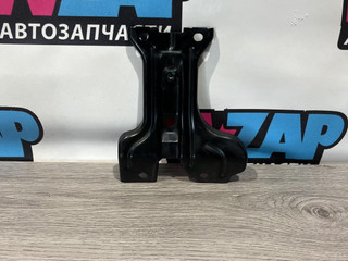 крепление кассеты радиаторов Volkswagen Jetta 7 поколение 2019, 1.4 л., бензин, АКПП, черный, седан, передний привод, 17A805567