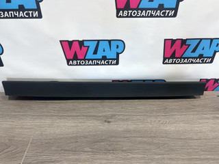 обшивка крышки багажника Jeep Wagoneer 3 поколение (2021 - 2026), 6LF70TRMAA