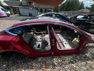 молдинг (накладка кузовная) Tesla Model S 1 поколение [рестайлинг] 2018, электро, седан, полный привод