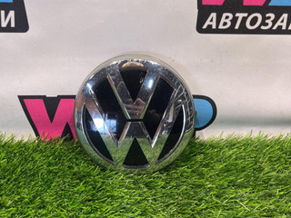 эмблема Volkswagen Jetta 7 поколение 2019, 1.4 л., бензин, АКПП, черный, седан, передний привод, 3G0853601A