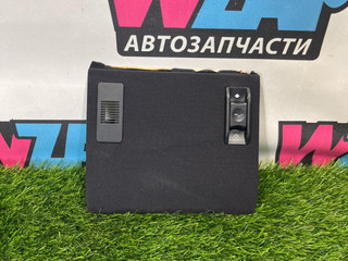 кнопка открывания люка BMW M3 E46 2003, 3.2 л., S54 B32, бензин, АКПП, синий, хетчбэк 3 дв., задний привод, 8233449