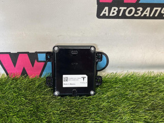 блок управления USB Tesla Model 3 2 поколение Highland 2025, белый, 1855541-00-D