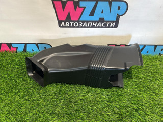 воздуховод тормозной правый BMW M3 E46 2003, 3.2 л., S54 B32, бензин, АКПП, синий, хетчбэк 3 дв., задний привод, 7892786