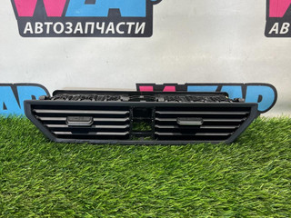 дефлектор обдува салона Volkswagen Jetta 7 поколение 2019, 1.4 л., бензин, АКПП, черный, седан, передний привод, 17B819728A