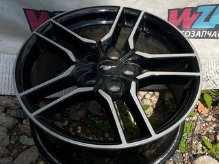 диск литой Ford Mustang 6 поколение S550 [рестайлинг] 2019, 2.3 л., бензин, АКПП, красный, кабриолет, задний привод