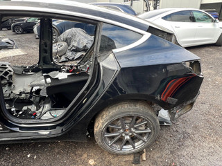 крыло заднее левое Tesla Model 3 1 поколение 2018, черный, седан, полный привод