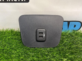 разъем AUX / USB GMC Terrain 2 поколение 2019, 1.5 л., бензин, АКПП, черный, минивэн, передний привод, 13598459, 23386234