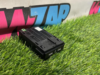 разъем AUX / USB
