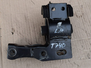 подушка крепления двигателя Land Rover Freelander 1 поколение 1999, 2.0 л., 20T2N, дизель, МКПП, полный привод