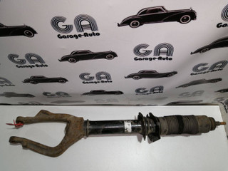 амортизатор передний правый Honda Accord 7 поколение [рестайлинг] 2007, 2.2 л., N22A1, дизель, МКПП, синий, универсал