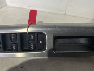 блок управления стеклоподъемниками Volvo S40 2 поколение 2004, 2.4 л., B 5244 S, бензин, 5МКПП, седан