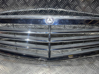 решетка радиатора Mercedes-Benz C-Класс W204/S204 C204 2007, 1.8 л., бензин, АКПП, седан