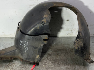 защита арок передняя правая (подкрылок) SEAT Toledo 4 поколение 2013, 1.6 л., CAYA, дизель, 5МКПП, серебро, седан