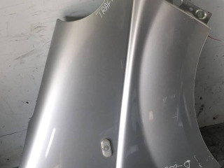 крыло переднее правое Renault Trafic 2 поколение 2005, 1.9 л., F9Q 650, дизель, 6МКПП, микроавтобус