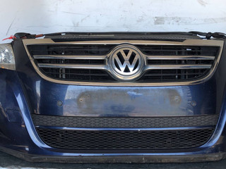 передняя часть (ноускат) Volkswagen Tiguan 1 поколение 2010, 2.0 л., дизель, 6МКПП, внедорожник 5 дв.