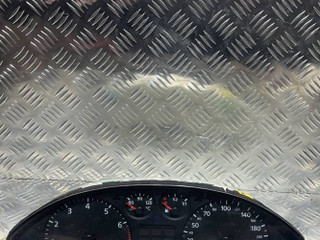 щиток приборов (приборная панель) Audi A4 B5 1997, 1.8 л., универсал