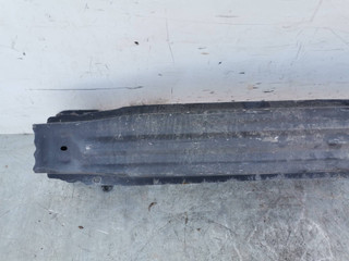 усилитель переднего бампера