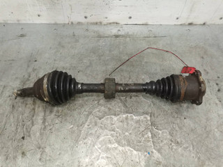 полуось передняя левая (приводной вал, ШРУС) Volkswagen Fox 2 поколение 5Z 2004, 1.4 л., дизель, 5МКПП