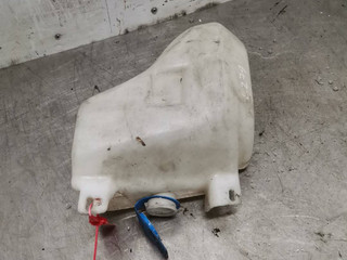 бачок омывателя Volkswagen Golf 3 поколение 1998, 1.9 л., ALE, дизель, 5МКПП, универсал, 1H0955453