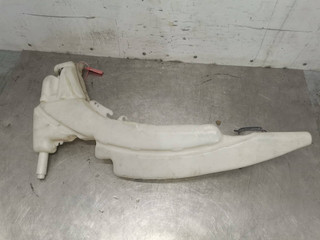 бачок омывателя Ford Focus 1 поколение [рестайлинг] 2004, 1.8 л., дизель, 5МКПП, универсал, XS4117618CH, XS4117618BH, XS4113K163AH, XS4113K163BH