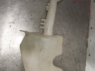 бачок омывателя Citroen Xsara Picasso 1 поколение 2001, 1.8 л., 6FZ (EW7J4), бензин, МКПП, минивэн, 963643108001, 35138000601