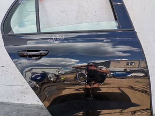 дверь задняя правая Volkswagen Golf 6 поколение 2009, 1.6 л., CAYA, дизель, 5МКПП, хетчбэк 5 дв.