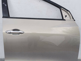 дверь передняя правая Hyundai ix35 1 поколение 2011, 2.0 л., D4HA, дизель, 6МКПП, внедорожник 5 дв.