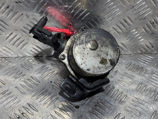насос вакуумный Renault Megane 3 поколение 2009, 1.5 л., K9K G 832, дизель, 6МКПП, минивэн, 8201005306, 7.00673.03.01
