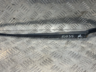 щеткодержатель (поводок стеклоочистителя, дворник) Audi A6 4B/C5 1997, 1.8 л., AEB, бензин, 5МКПП, седан