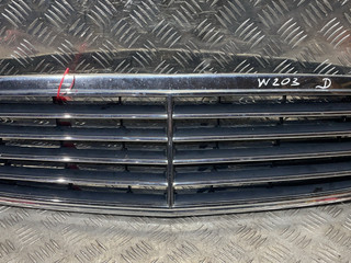 решетка радиатора Mercedes-Benz C-Класс W203/S203/CL203 [рестайлинг] 2005, 1.8 л., M 271.946, бензин, АКПП, седан