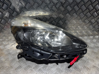фара правая Renault Clio 3 поколение [рестайлинг] 2011, 1.5 л., K9K 766, дизель, 5МКПП, универсал