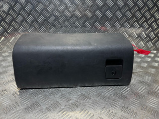 бардачок Volkswagen Passat B3 1990, 1.8 л., ABS, бензин, 5МКПП, универсал