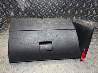 бардачок Volkswagen Golf 4 поколение 2002, 1.9 л., AXR, дизель, 5МКПП, универсал