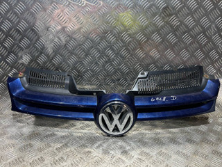 решетка радиатора Volkswagen Golf 5 поколение 2005, 1.6 л., BLP, бензин, АКПП, хетчбэк 5 дв.