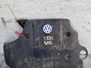 декоративная крышка двигателя Volkswagen Passat B5 (1996 - 2001), 2.5 л., дизель