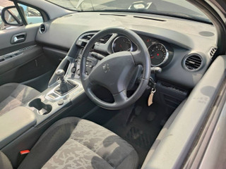 Peugeot 3008 2011
