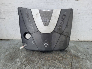 декоративная крышка двигателя Mercedes-Benz M-Класс W163 2001, 4.0 л., дизель, АКПП, черный, внедорожник 5 дв.