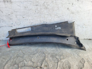 дождевик Volkswagen Golf 3 поколение 1998, 1.9 л., ALE, дизель, 5МКПП, универсал, 1H1819416B
