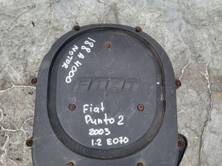 корпус воздушного фильтра Fiat Punto 2 поколение 2003, 1.2 л., бензин, 5МКПП, хетчбэк 5 дв.