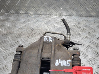 суппорт передний правый Audi A4 B5 1995, 1.6 л., бензин, 5МКПП, седан